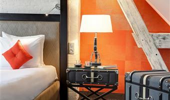 suite -1 letto king size, camera per famiglie, soggiorno separato, 1 divano letto per 2 bambini, doccia a pioggia, vasca da bagno balneo, macchina per espresso