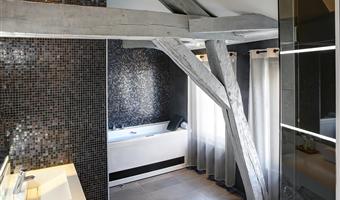 suite -1 letto king size, camera per famiglie, soggiorno separato, 1 divano letto per 2 bambini, doccia a pioggia, vasca da bagno balneo, macchina per espresso