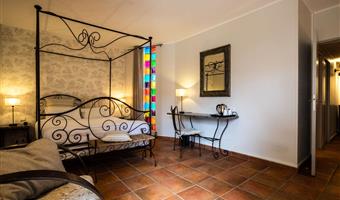 1 letto queen size, 2 letti singoli, camere non fumatori, suite junior, vista sulla piscina, minibar, macchina per espresso, accappatoio