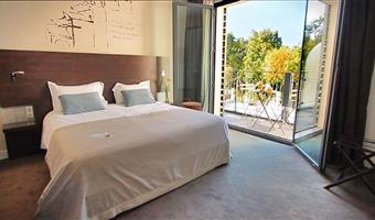 1 letto matrimoniale king size, camere non fumatori, camera prestige, terrazza, vista sul castello, accappatoio e pantofole