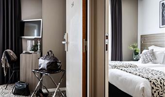 1 letto queen size, 2 letti singoli, camera per famiglie, 2 camere comunicanti, accesso privato, camera più grande, doccia e vasca da bagno