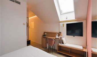 1 letto matrimoniale king size, camere non fumatori, camera stile classico, lato cortile, accesso gratuito a sanarium e centro fitness