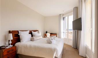 1 letto matrimoniale king size, camere non fumatori, camera prestige, sea view, accappatoio e pantofole, letto doppio su richiesta, vassoio di cortesia
