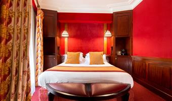 suite -1 letto king size, camere non fumatori, minibar, aria condizionata, bollitore per caffè, accappatoio e pantofole