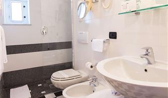 1 letto matrimoniale queen size, vista sul mare, terrazza