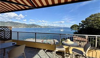 suite -1 letto queen size, due camere da letto, divano letto singolo, due balconi, sea view, soggiorno, 2 bagni