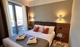 1 letto queen size e 1 letto singolo, camera comfort, camera tripla