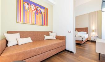 1 letto matrimoniale king size, camere non fumatori, suite junior, divano letto per uno