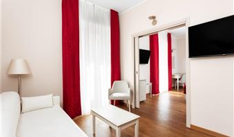 1 letto matrimoniale king size, camera per famiglie, secondo letto divano letto doppio