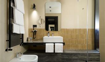 1 letto matrimoniale king size, camere non fumatori, camera deluxe, piano superiore, terrazza, welcome minibar, poltrona, coffee machine