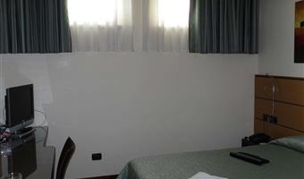 1 letto singolo, camera economy nell'edificio annesso, finestra alta a bocca di lupo, colazione non inclusa