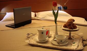 1 letto francese, camera stile classico