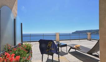 1 letto matrimoniale king size, camera deluxe, vista mare frontale, letto doppio su richiesta