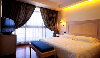 1 letto matrimoniale king size, suite, soggiorno, vasca idromassaggio, terrazza