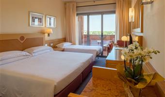 1 letto matrimoniale king size, un letto singolo extra, camera tripla classica