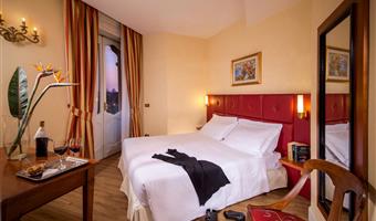 1 letto matrimoniale queen size, camera comfort, letti singoli disponibili su richiesta