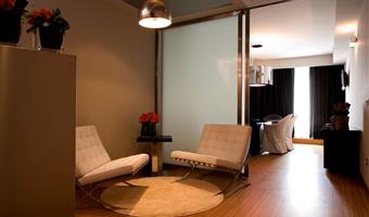 suite -1 letto king size, camere non fumatori, idromassaggio, terrazza privata, sala riunioni, letto rotondo, minibar con lavandino