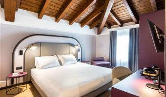 1 letto matrimoniale king size, camere non fumatori, camera superior, divano letto singolo