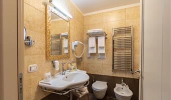 1 letto matrimoniale queen size, camere non fumatori, camera stile classico, smart tv 43