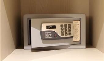 1 letto matrimoniale queen size, 1 letto singolo, camera superior, soggiorno, wi-fi ad alta velocità, cassaforte, bollitore