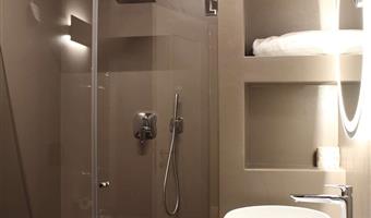 1 letto king size e 1 divano letto singolo, camera tripla, wi-fi ad alta velocità, cassaforte, bollitore