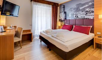 suite -1 letto king size, divano letto, wi-fi, pay tv gratuita, accappatoio e pantofole, accesso spa