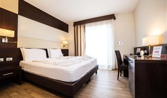 1 letto matrimoniale king size, camere non fumatori, camera executive, balcone, idromassaggio