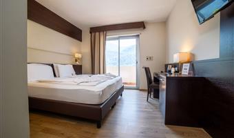 1 letto matrimoniale king size, camere non fumatori, camera executive, balcone, idromassaggio