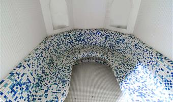 1 letto matrimoniale king size, camere non fumatori, suite junior, divano letto, balcone, idromassaggio, accappatoio e pantofole
