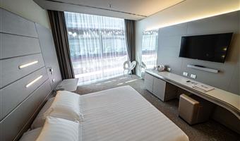 1 letto matrimoniale queen size, camera standard, 16 mq, camera non fumatori, insonorizzazione, wi-fi