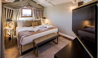suite -1 letto queen size, suite deluxe: