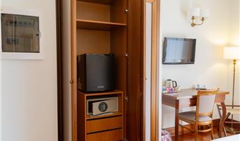 1 letto matrimoniale queen size, camera standard, letto doppio su richiesta