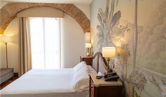 1 letto matrimoniale queen size, camera standard, letto doppio su richiesta