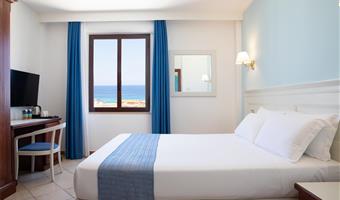 1 letto matrimoniale queen size, camere non fumatori, camera comfort, sea view