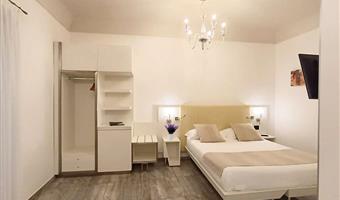 1 letto queen size e 1 letto singolo, camere non fumatori, camera stile classico, vista interna, convertibile in due letti gemelli