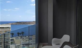 1 letto matrimoniale king size, camere non fumatori, suite junior, divano letto, balcone, convertibile in due letti gemelli