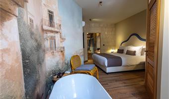 1 letto matrimoniale king size, camere non fumatori, suite junior, divano