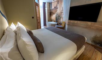 1 letto matrimoniale king size, camere non fumatori, suite junior, divano