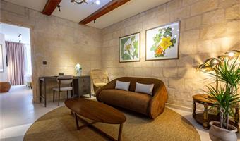 1 letto matrimoniale king size, camere non fumatori, suite junior, divano
