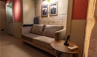 1 letto matrimoniale king size, camere non fumatori, suite junior, divano