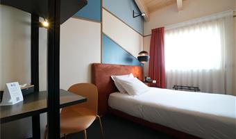 1 letto singolo francese, camera non fumatori con letto francese (larghezza: 140 centimetri)
