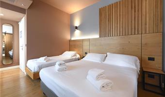 1 letto matrimoniale queen size, camere non fumatori, camera comfort, divano letto per uno