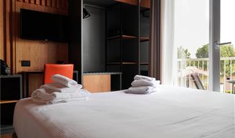 2 letti matrimoniali queen size, camere non fumatori, edificio annesso, camera per famiglie, divano letto per uno