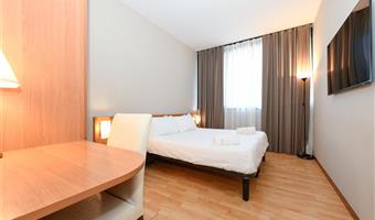 1 letto matrimoniale queen size, camere non fumatori, camera stile classico, convertibile in due letti gemelli