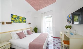 1 letto matrimoniale king size, camere non fumatori, camera comfort, balcone