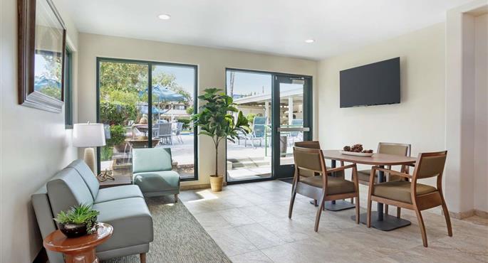 Hall del Best Western Plus Black Oak a Paso Robles - 05084