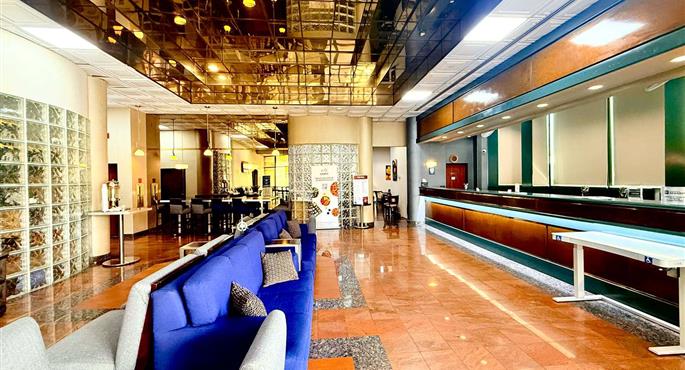 Hall del Best Western Plus Suites Hotel - LAX  Airport LA Stadium a Inglewood - 05517