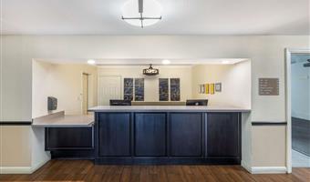 Hall del Best Western Capital City Inn a Sacramento - 05555