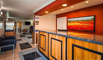 Hall del Best Western Americana a Dinuba - 05562