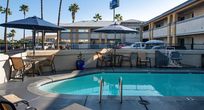 hotel kettleman city 05570 f